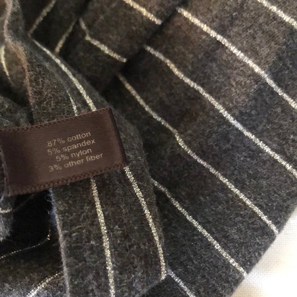 🛍 DONATED TheLimited | Perfect Tee Long Sleeve - Picture 4 of 5